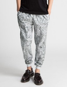 Joggers de algodón 100% de gran calidad personalizados con logotipo propio bordado Joggers magníficamente impresos - Product Image 4