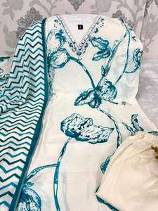 Kurti de Seda Muslin para Mujer, Estampado, con Diseño Bollywood, Elegante y Moderno, con Pantalón y Dupatta, Hecho en India - Product Image 4