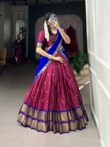 Hermoso Lehenga Choli con Trabajo de Tejido con Concepto Paithani - Product Image 5