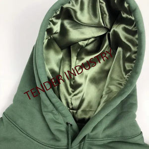 Tendre Industry Pullover Hooded Winter Wear pour hommes et femmes Vêtements personnalisés avec logo à motif solide de sublimation respirante - Product Image 4