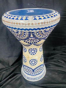 กลองดาร์บูก้า Gawharet El Fan Egyptian Pearl ลายโมเสคสีน้ำเงิน ทำด้วยมือ เครื่องดนตรีประเภทเคาะจังหวะ มีจำหน่ายขนาด 22 และ 23 ซม. - Product Image 4