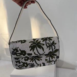 Bolso de cuentas de diseño moderno, el más vendido, hecho en India, para mujer, disponible a precio de mayoreo para exportación - Product Image 1