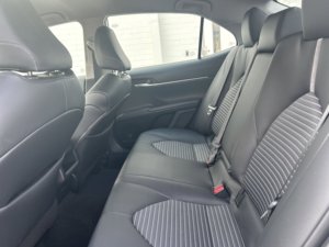 Toyota Camry SE d'occasion propre 2023 - Product Image 6