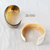 Cuerno de Búfalo Blanco hecho a mano, pulsera cónica en C, pedidos al por mayor personalizados aceptados, diseño de brazalete de moda de Vietnam