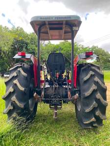 Tracteur agricole Massey Ferguson 275 rouge 4x4 à transmission par engrenages, haute productivité, prix de gros de haute qualité - Product Image 4