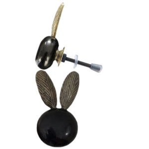 Tiradores de cerámica modernos, tiradores de diseño de conejo de Metal de resina negra para armario, cajón, armario, cocina, baño, sala de estar, uso - Product Image 2