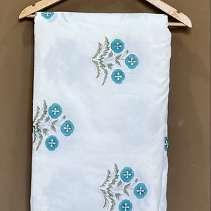Tela de Algodón Ecológica Ligera Blanca con Estampado Floral Hecho a Mano de 90 GSM por Metro - Product Image 1