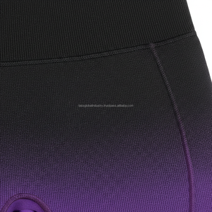 Ensemble de yoga personnalisé OEM pour femmes, haut court à manches longues avec trou pour le pouce et leggings taille haute, ensemble de sport sans couture en 2 pièces - Product Image 6