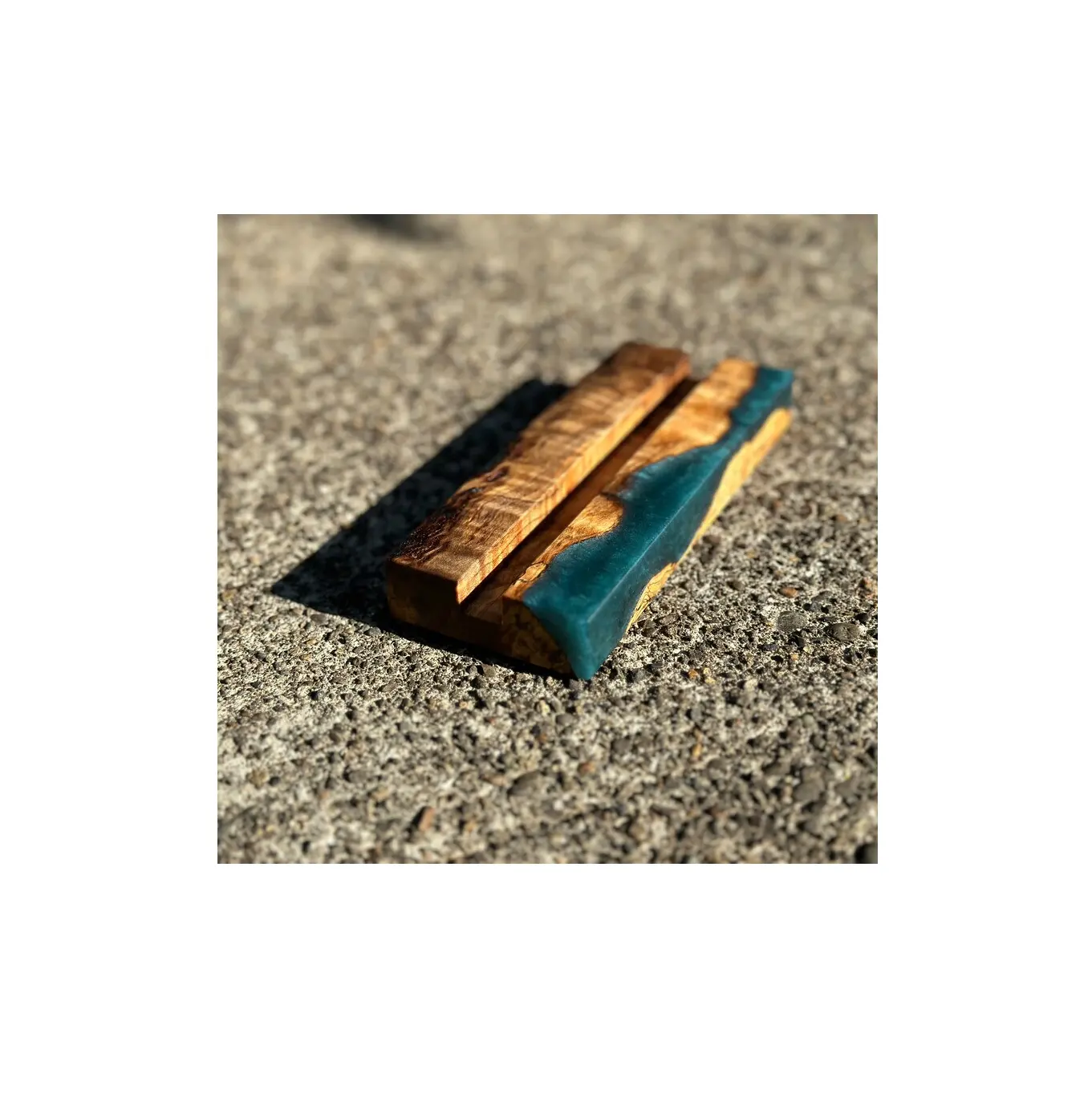 خشب السنط والراتنج فاخر شعار مخصص أحدث لون الراتنج حقيبة بطاقة الأعمال حامل الاسم