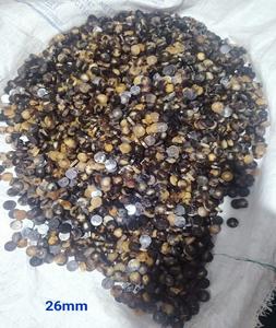 Cuerno de búfalo Botón negro Espacios en blanco con botón de cuerno marrón blanco Forma Ágata DE LA India de F S artesanías naturales internacionales - Product Image 1