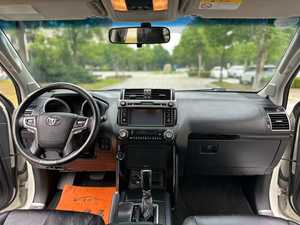 Toyota Land Cruiser Prado 2016 Usata, 2.7L, Cambio Automatico <span class=keywords><strong>a</strong></span> 6 Marce, 4WD, Guida <span class=keywords><strong>a</strong></span> Sinistra, SUV Fuoristrada <span class=keywords><strong>a</strong></span> Benzina in Vendita - Product Image 6