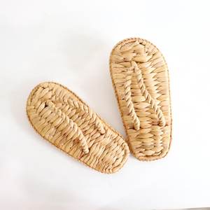 Pantoufles en jacinthe d'eau, sandales en gros, sandales tissées à la main, fournisseur de sandales à glissière, prix direct - Product Image 5