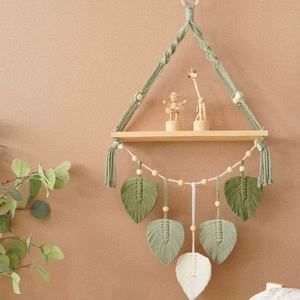 Étagère suspendue bohème en <span class=keywords><strong>macramé</strong></span> avec guirlande de pompons en forme de feuilles, support mural flottant en corde de coton fait main pour plantes et décoration intérieure - Product Image 2