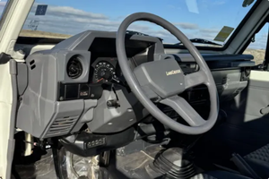 LISTO PARA CONDUCIR - USADO, VOLANTE A LA IZQUIERDA |   CONDUCCIÓN DERECHA |   24,000 KILÓMETROS, TOYOTA LAND CRUISER FZJ75 PICKUP de 1997 - Product Image 3