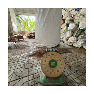 Palo de escoba de coco LIMPIADO-EXPORTACIÓN DIRECTA desde FÁBRICA DE VIETNAM con MATERIALES NATURALES y SUMINISTRO DEL MERCADO MUNDIAL por 99 GD - Product Image 1