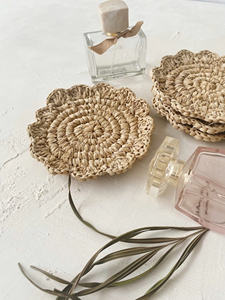 ชุดแผ่นรองแก้วสานมือจากหญ้าทะเล ดีไซน์ใหม่ สไตล์ธรรมชาติ สำหรับป้องกันโต๊ะเครื่องดื่ม ตกแต่งโต๊ะหรูหรา รับผลิตแบบ OEM ODM - Product Image 2