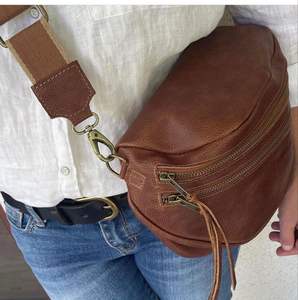 Solvyn Axis Leather Shoulder Sling Companion - Product Image 3