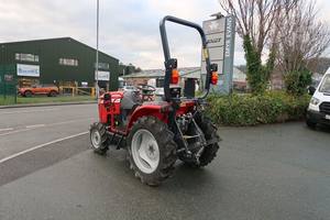 รถแทรกเตอร์ล้อยางดีเซล 4 ล้อขับเคลื่อน รุ่นใหม่ ปี 2020 MASSEY FERGUSON 1740M - Product Image 2