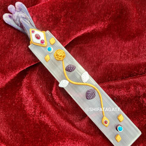 Varita de selenita plana hecha a mano 2025, piedra de lepidolita, limpieza energética, escultura de trabajo de Feng Shui Klay, mascota curativa blanca y púrpura - Product Image 1