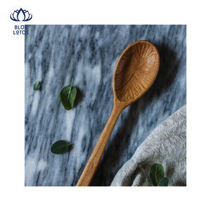 Juego de vajilla de cuchara de madera lacada superventas de Vietnam - Product Image 1