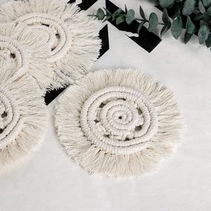 Set de sous-verres en macramé fait main set de table en coton blanc rose décoratif Style Boho décor à la maison - Product Image 2