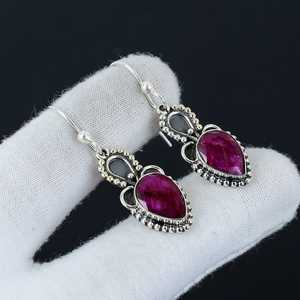 Boucles d'oreilles faites à la main en argent sterling avec pierre précieuse rubis kashmiri coupe poire cadeaux d'amour uniques - Product Image 3