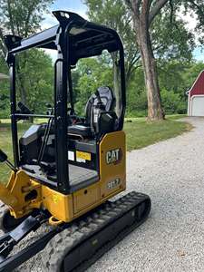 Mini-excavatrice sur chenilles Cat301.7 de bonne qualité avec moteur, haute efficacité opérationnelle, garantie 1 an, à vendre - Product Image 5