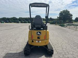 Mini-excavatrice John Deere 17G P-TIER 2022, machines de haute qualité pour les travaux de terrassement, de préhension, de construction et d'agriculture - Product Image 6