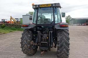 MASSEY FERGUSON Tractor de orugas de rueda 6120 20HP con motor de 120HP Cojinete de motor de bomba de caja de cambios-para granjas - Product Image 4