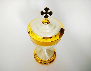 Cáliz Copón Dorado para Iglesia Capilla con Cruz para Sacerdote Hostia Copón Cristiano Católico Suministros para Iglesia - Product Image 6