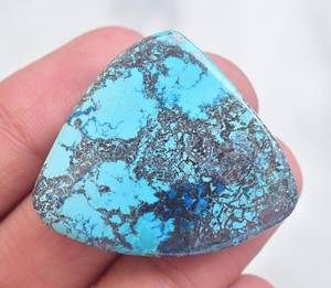 100% pierres précieuses naturelles de taille calibrée en forme de trillion pour la fabrication de bijoux par le grossiste et fournisseur indien en vrac - Product Image 2