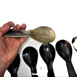 Couverts classiques en corne de boeuf et de buffle pour service de table au restaurant et à la fête - Product Image 3