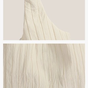 Sac fourre-tout en toile imperméable élégant et de grande capacité avec fermeture à glissière pour les voyages, la natation et le camping Fabriqué au Vietnam - Product Image 4