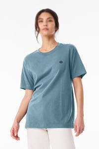 T-shirt unisexe à manches courtes et col rond, tricot jersey simple, finition lavée douce, streetwear décontracté, impression de marque, broderie - Product Image 4