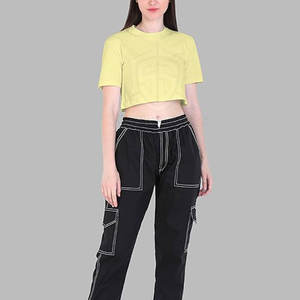 เสื้อยืดครอปไซส์ใหญ่สำหรับผู้หญิงระบายอากาศได้ดีสีพื้น - Product Image 4