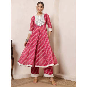 Traje Anarkali de chifón a rayas para mujer de Deebaco con pantalones Palazzo, conjunto bohemio de kurta con cuello redondo y manga 3/4 con bordado de encaje - Product Image 6
