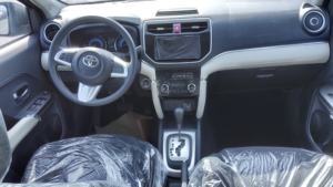 SUV Toyota Rush 1.5L essence transmission automatique, année 2023, tout neuf jamais enregistré 0 km 5 sièges - Product Image 5