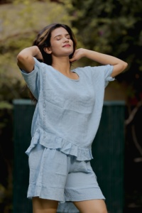 ชุดเดรสผ้าฝ้ายโปร่งสำหรับผู้หญิงคอลเลคชั่นมาใหม่สำหรับฤดูร้อน2024แบบเรียบง่ายและสง่างาม - Product Image 2