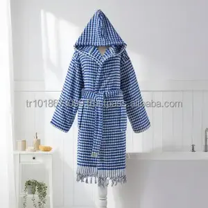 Albornoz Unisex de Lujo con Pompones, Tejido a Mano, de Algodón Turco, para Resort, Uso Todo el Año, Ropa de Dormir y de Estar por Casa, Verano, Suministrado por ODM, Turquía - Product Image 4