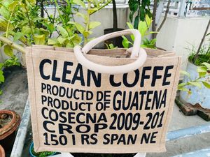 Nueva Bolsa de Compras de Yute Personalizada de Alta Calidad con Logotipo, Bolsa Colorida de Lujo, Orientada a la Exportación desde Bangladesh - Product Image 3