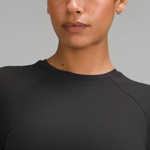 เสื้อครอปแขนกุดแบบยูนิเซ็กซ์ ผ้าโพลีเอสเตอร์ 100% ระบายอากาศได้ดี ป้องกันแบคทีเรีย เป็นมิตรกับสิ่งแวดล้อม แห้งเร็ว กันลม น้ำหนัก 180 กรัม แฟชั่นฤดูหนาว - Product Image 4