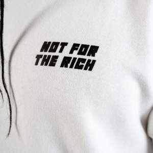 T-shirt Script | T-shirt surdimensionné 280 GSM avec épaules tombantes | T-shirt Streetwear 100% coton avec impression de la poitrine et du dos du logo Script - Product Image 4