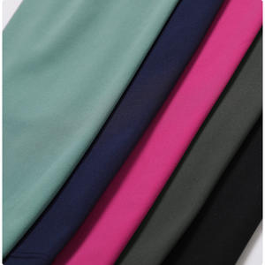 Vente en gros Nouveau 2025 Ensembles pour femmes respirants de haute qualité Ensemble de yoga 2 pièces Vêtements de sport Gym Running Yoga Ensembles de fitness - Product Image 6