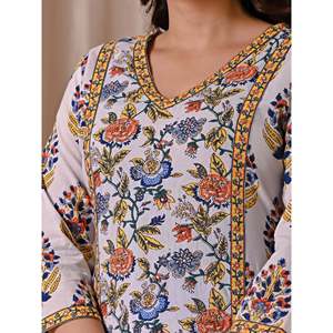 Kurti Blanco Multicolor con Estampado Jaal, Corte Recto, Estilo Étnico Indio, Material de Algodón y Seda, Bordado, para Fiestas, Estilo Bollywood - Product Image 2