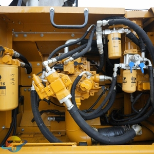 รถขุดขนาดเล็ก Komatsu CAT330D2L มือสอง สภาพดีเยี่ยม พร้อมมอเตอร์แท้ ขาย - Product Image 4