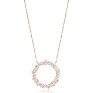 Collar con colgante de plata de ley 925 hecho a mano turco con circonitas y diseño hueco de baguette, ideal para fiestas de mujer. - Product Image 1