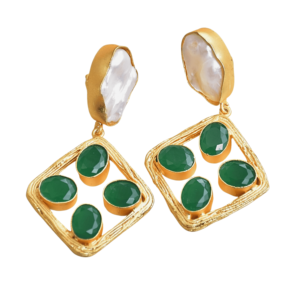 Boucles d'oreilles pendantes en perles raffinées avec pierres précieuses, perles polies plaquées or et bijoux de qualité artisanale - Product Image 1