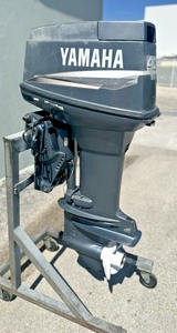 Moteur hors-bord d'occasion de qualité industrielle 1999 40 ch 2 temps 20 pouces avec garantie de 3 ans - Product Image 4