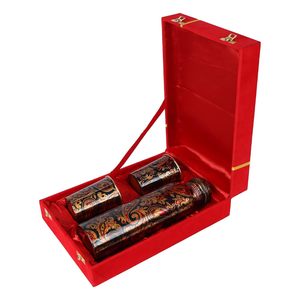 Paquete de regalo Botella de agua de cobre con embalaje estándar y accesorios para bebidas multiusos con diseño martillado en la parte inferior - Product Image 2