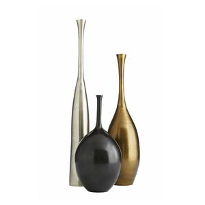 Le vase à fleurs en fer doré pour la décoration intérieure présente une élégance intemporelle conçue à la main pour rehausser n'importe quel coin de votre espace de vie - Product Image 4